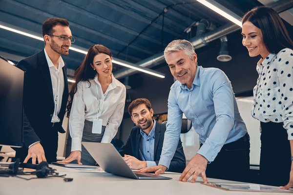 Wie beeinflusst die Technologie die Entwicklung von nachhaltigem Tourismus?